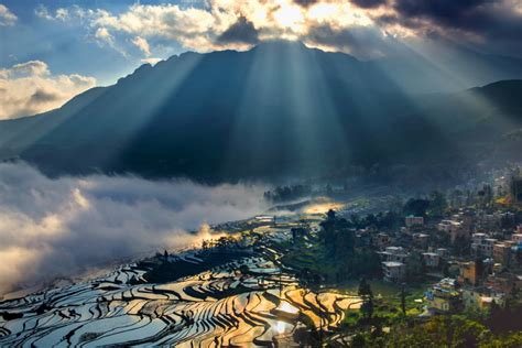 雲南哪裏旅遊最好，不妨從自然景觀與人文風情雙重出發來考量。